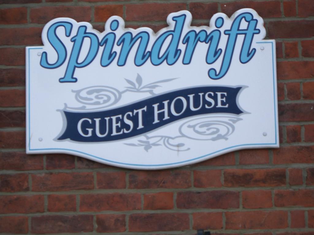 Spindrift Guest House - Adults Only Great Yarmouth Buitenkant foto