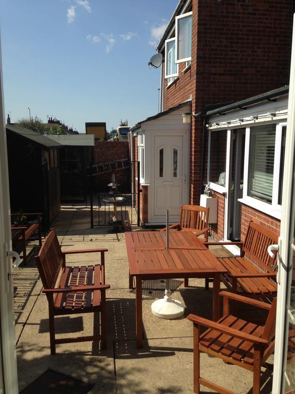 Spindrift Guest House - Adults Only Great Yarmouth Buitenkant foto