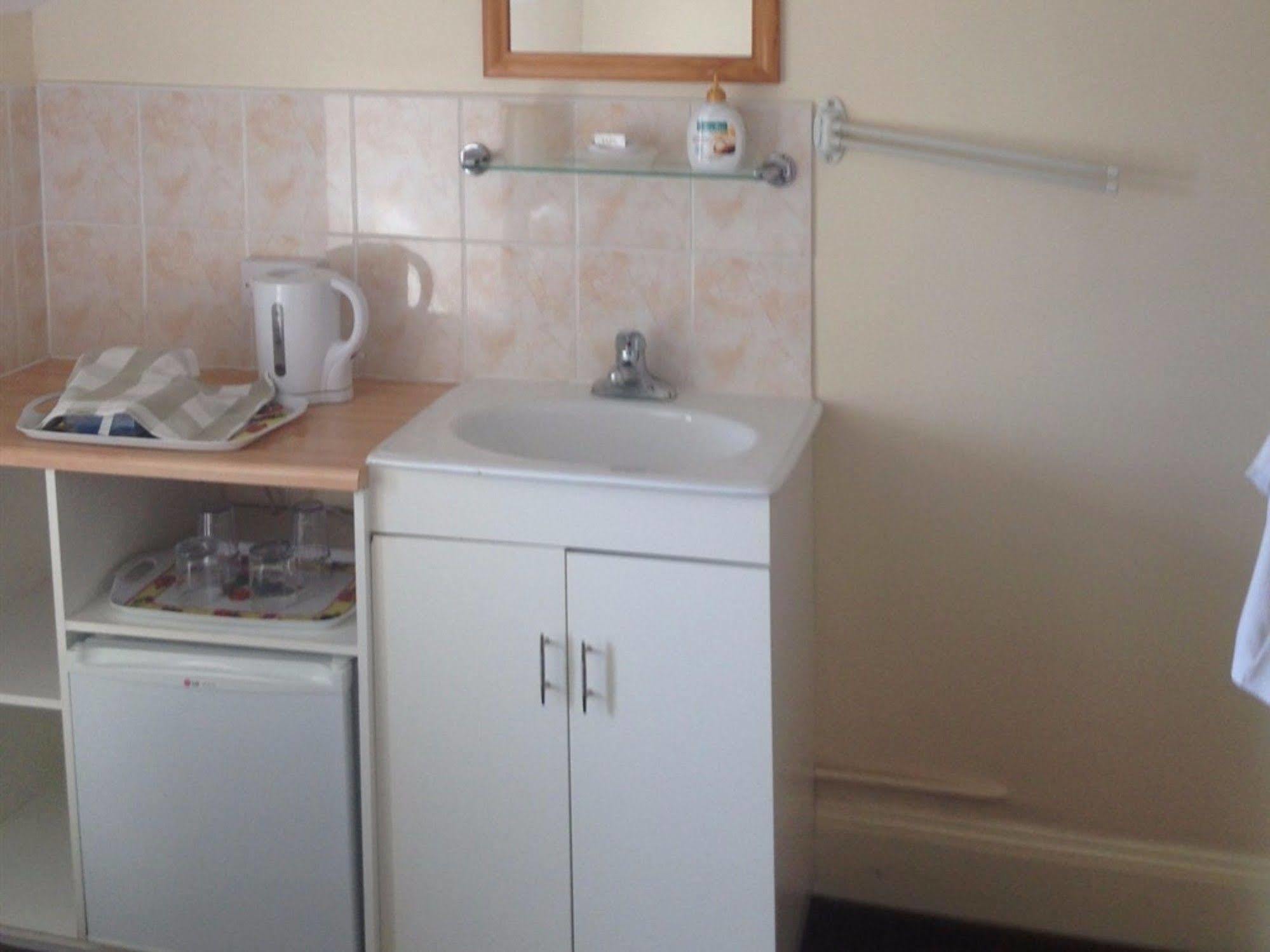 Spindrift Guest House - Adults Only Great Yarmouth Buitenkant foto