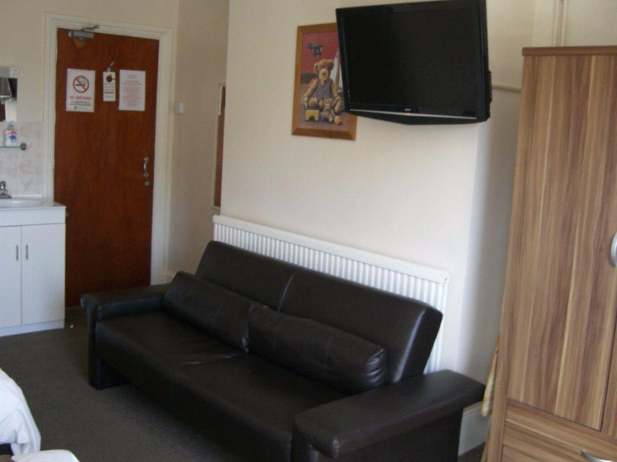 Spindrift Guest House - Adults Only Great Yarmouth Buitenkant foto